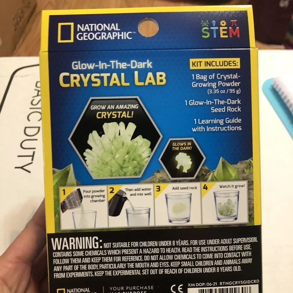 National Geographic Glow in the Dark Crystal Lab STEM. Brand New